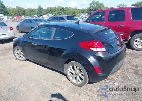 2016 Hyundai Veloster z USA, uszkodzony, nr VIN KMHTC6AD6GU274679